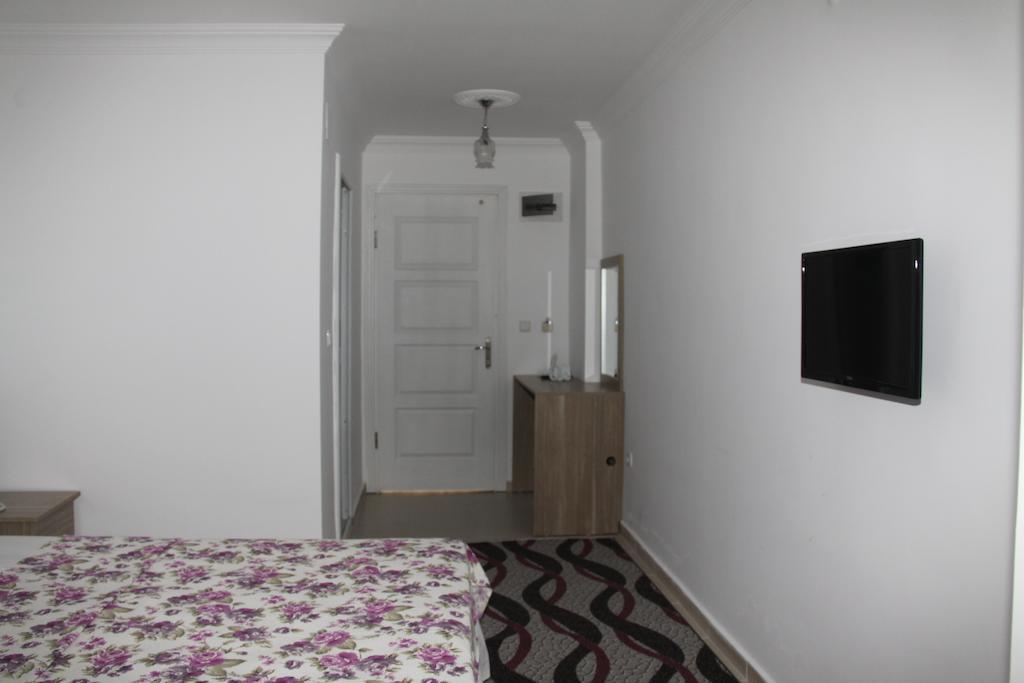 Demirci Hotel Antália Quarto foto